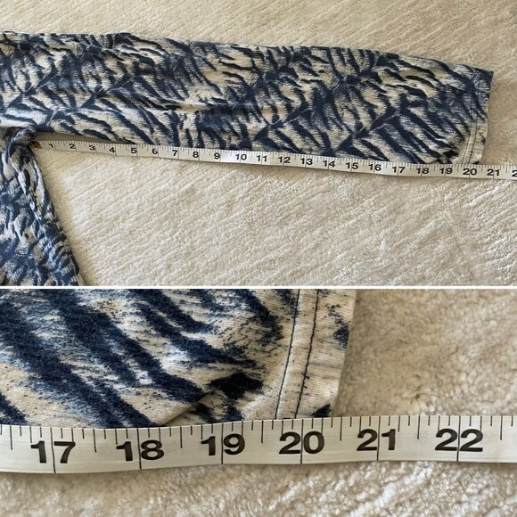 Kim Rogers Long Sleeve Tiger Print Top in Blue and White - Picture 7 of 7